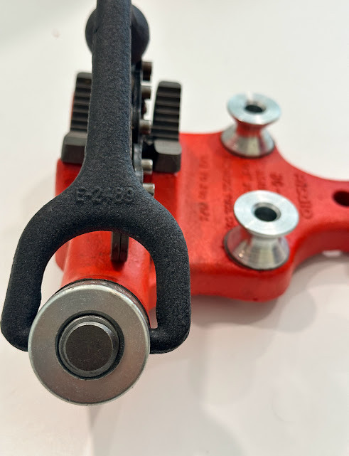 لوله گیر زنجیری رومیزی