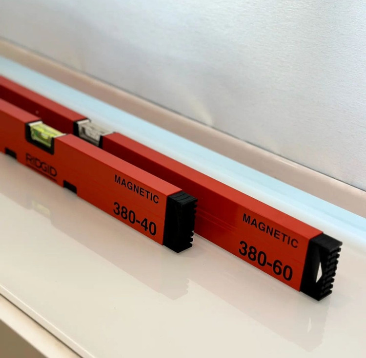 تراز الکلی مغناطیسی مکعبی