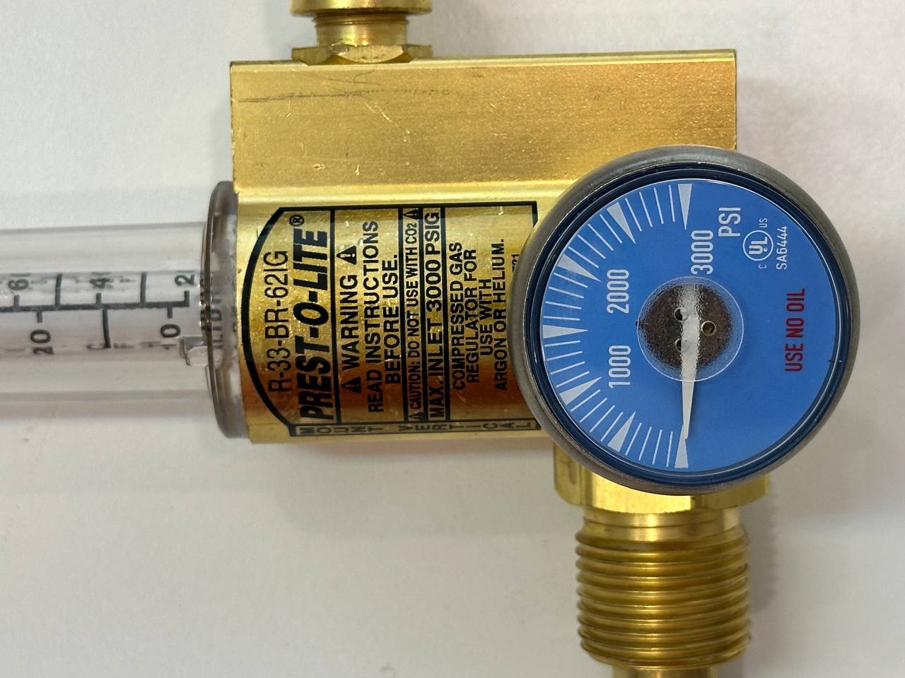 رگولاتور-فلومتر گاز  مدل R-33