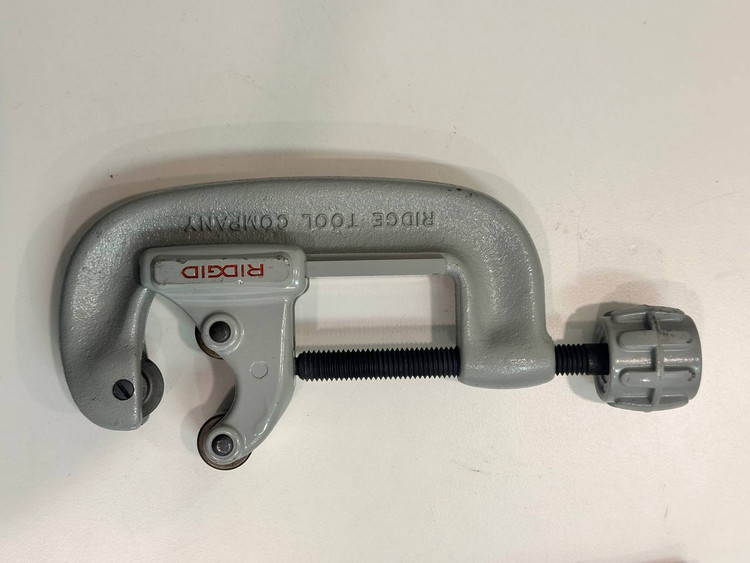 لوله بر مجهز به پیچ تغذیه ریجید آمریکا